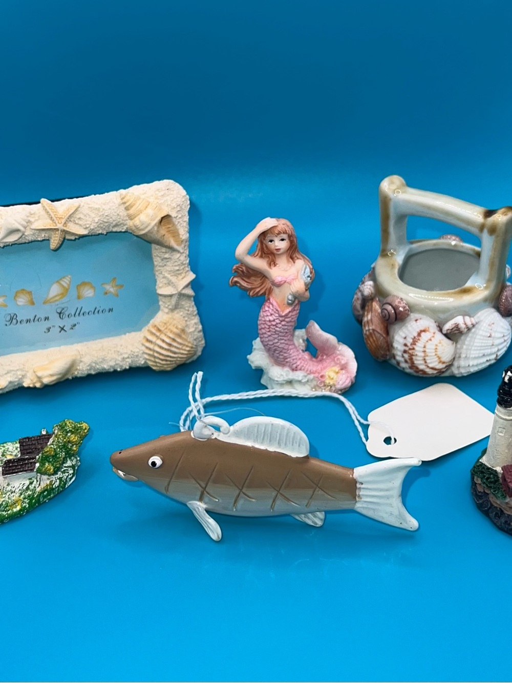Decorative nautical or maritime themed collectibles
